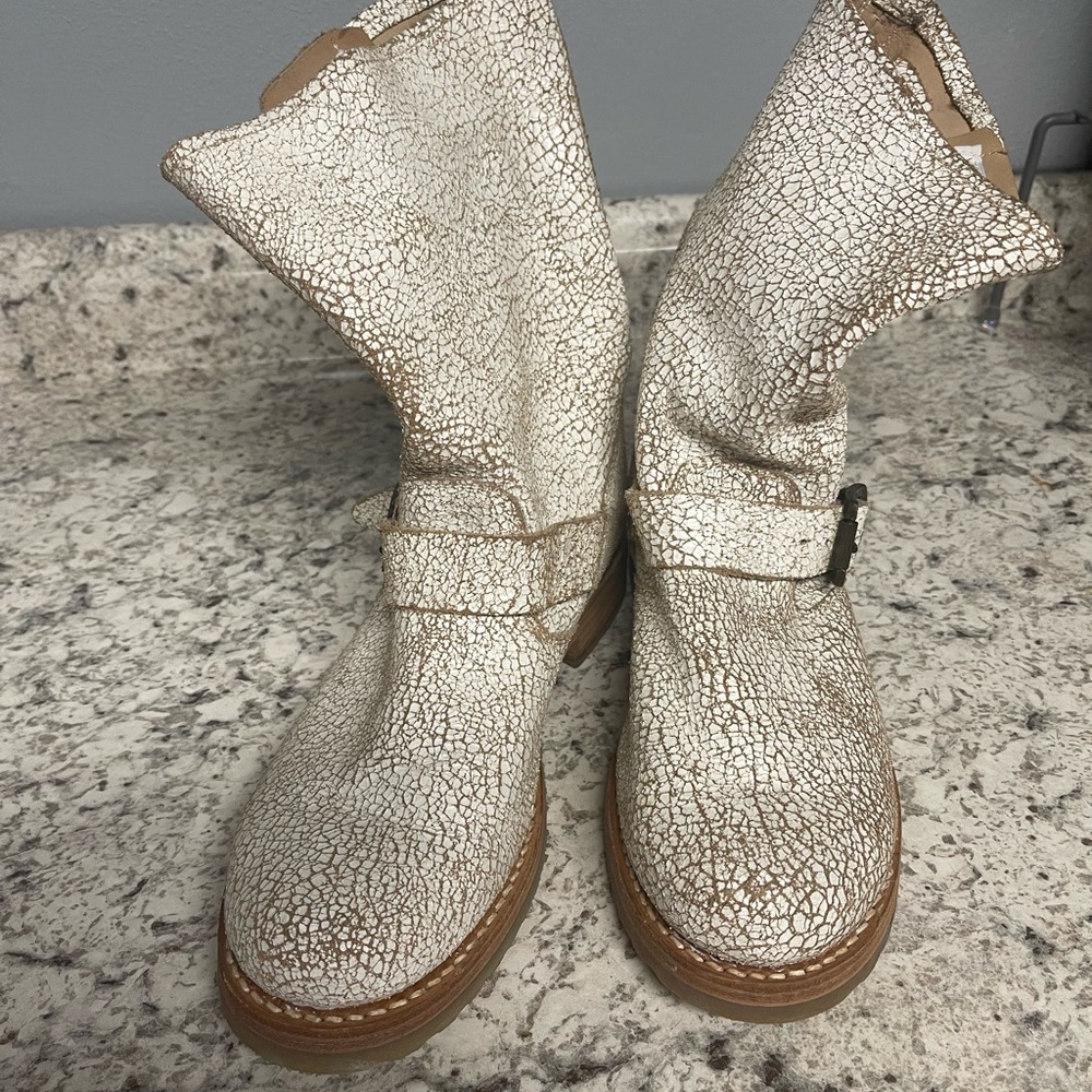 Frye Crackle Leather Boots